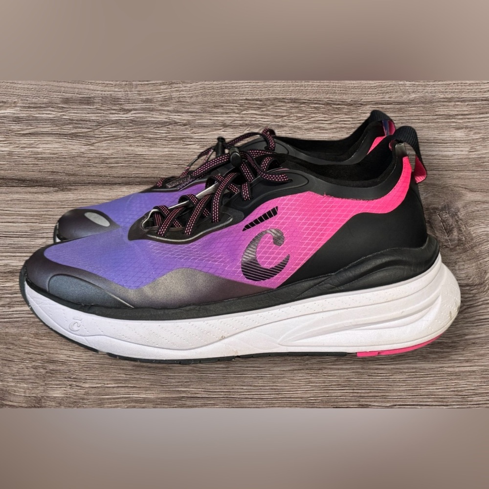 Like new! Clove Shoes Womens 9.5 Supercush Alto Purple Walking Sneakers Nursing